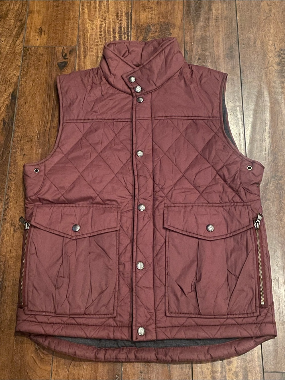 Banana Republic Men's Quilted Sleeveless Vest - Burgundy